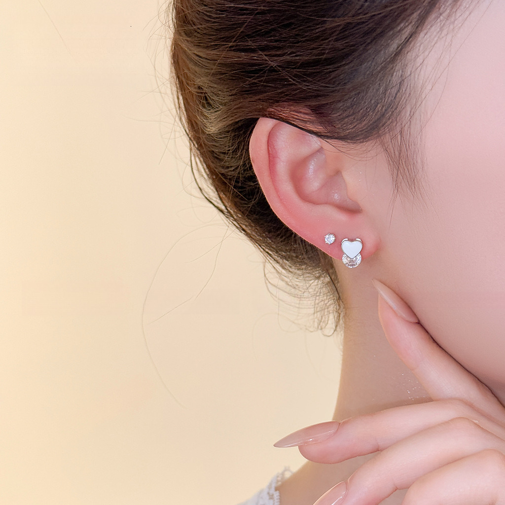 Free Shipping Designer Fashion Accessories S999 Silver Resin Heart-shaped Earrings Sweet Temperament Women's Zircon Ear Studs Luxury Jewelry