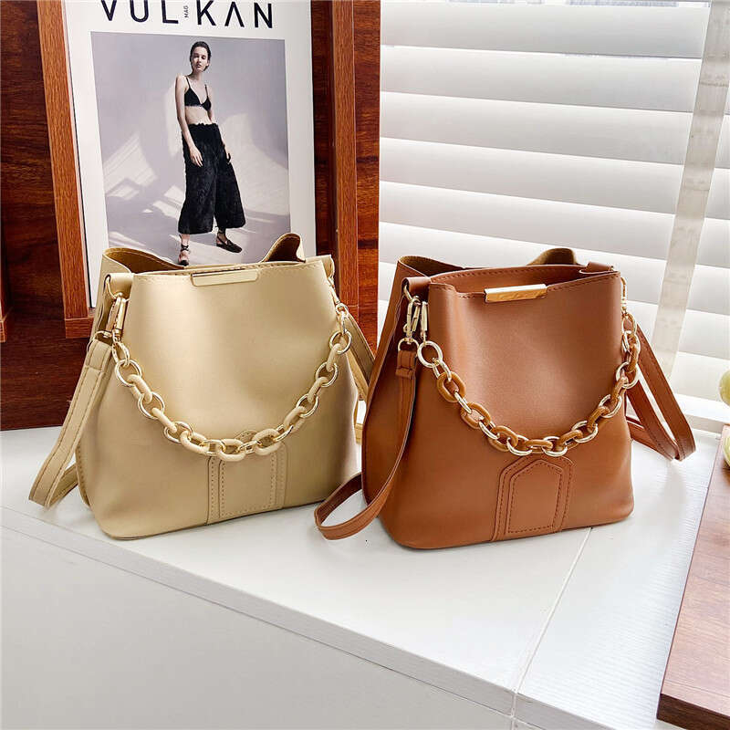 Design Small for Women Summer 2025 Designer New Trendy Fashion Single Shoulder Crossbody Stylish Handheld Bucket Bag