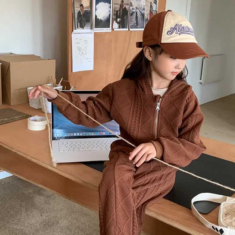 Childrens Clothing Sets Long Sleeved Hooded Top + Flared Pants 2pcs Girl Clothes Kids Boutique Clothes 2 To 8 Years Z250811