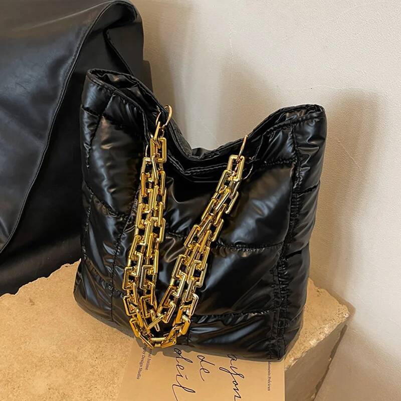 Autumn New Solid Color Fashionable Women's Shoulder Bag Acrylic Chain Casual Handbag Plaid Down Cotton Women's Handbag Niche Autumn New Desi
