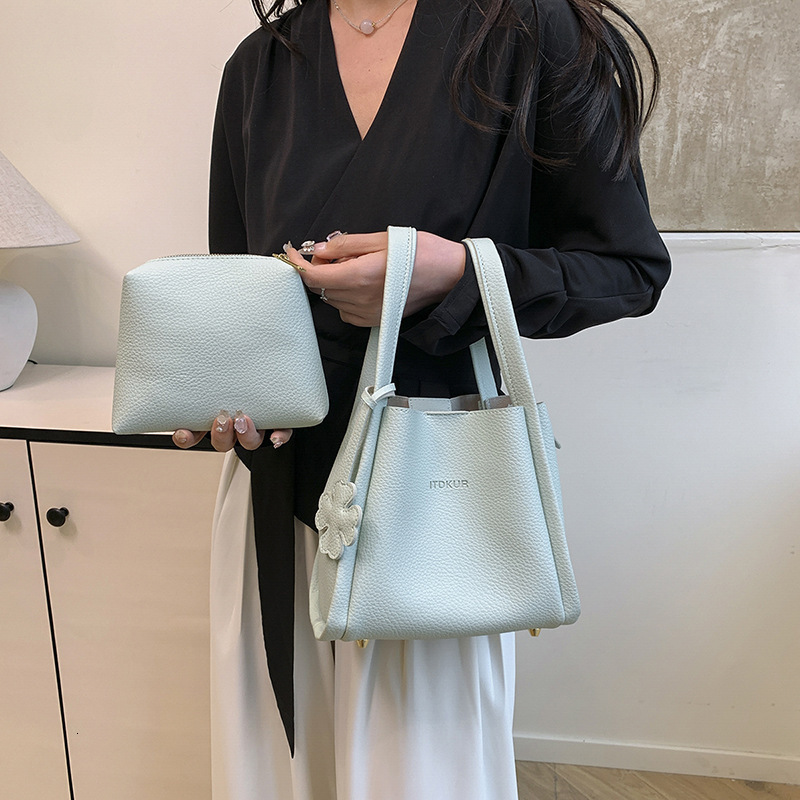 Lychee Pattern Bucket Niche Basket Handheld Women's New Simple Single Shoulder Crossbody Mother Bag ddmymoon