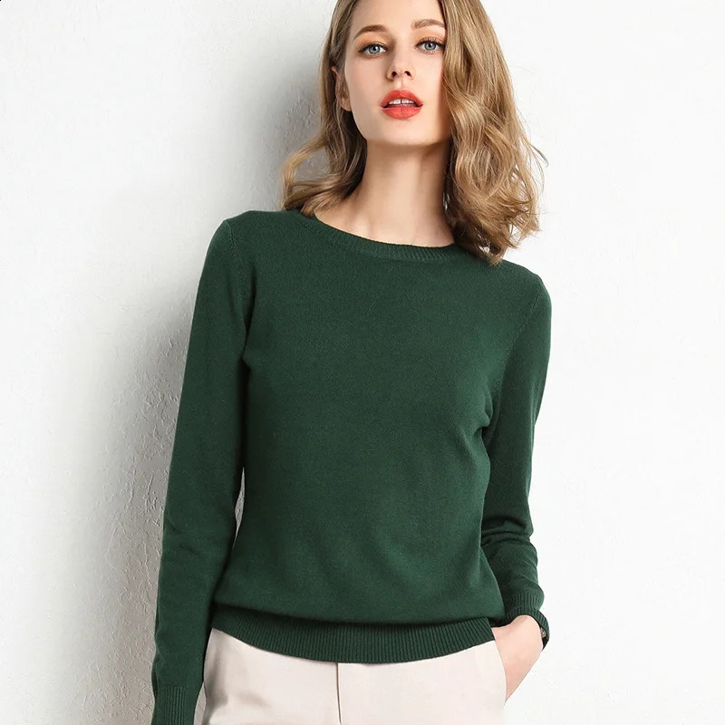 Women Slim O-Neck Solid Pullover Cashmere Wool Blending Sweater Autumn And Winter Long-Sleeved Knit Bottoming Shirt Large Size 250805
