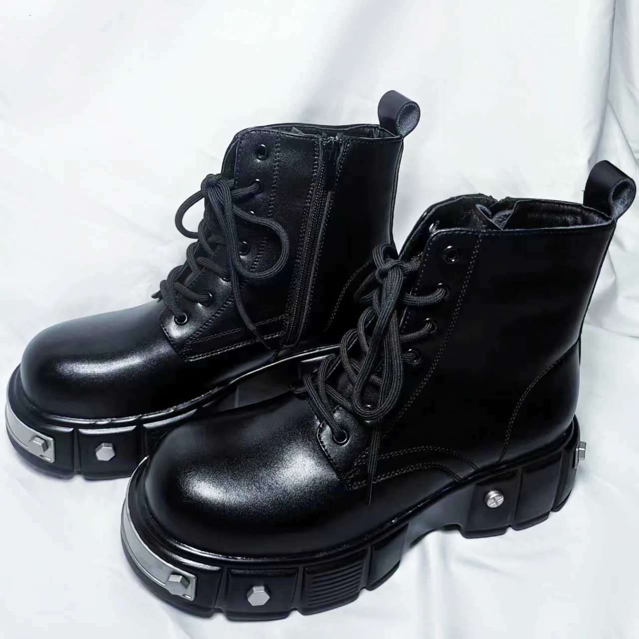 Autumn Men Platform Boots Patent Leather Casual Ankle Boots Metal Male Chunky Sole Flats Sneakers British Party Dress Shoes Size 46 W250811