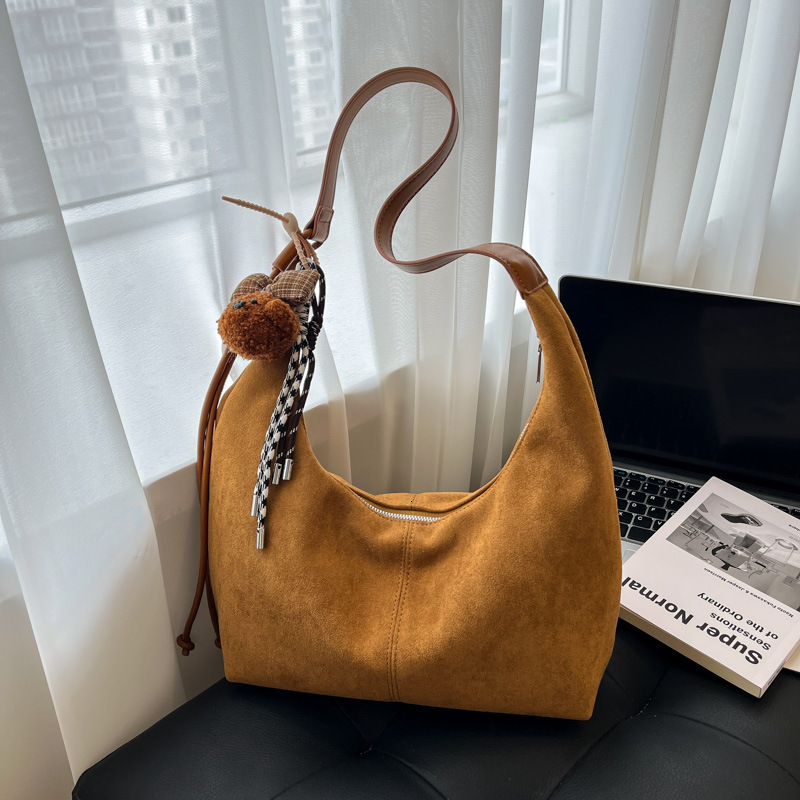 Suede Commuter Large Capacity Crossbody for Women 2025 New Lazy Style Simple Underarm Shoulder Bag ddmymoon
