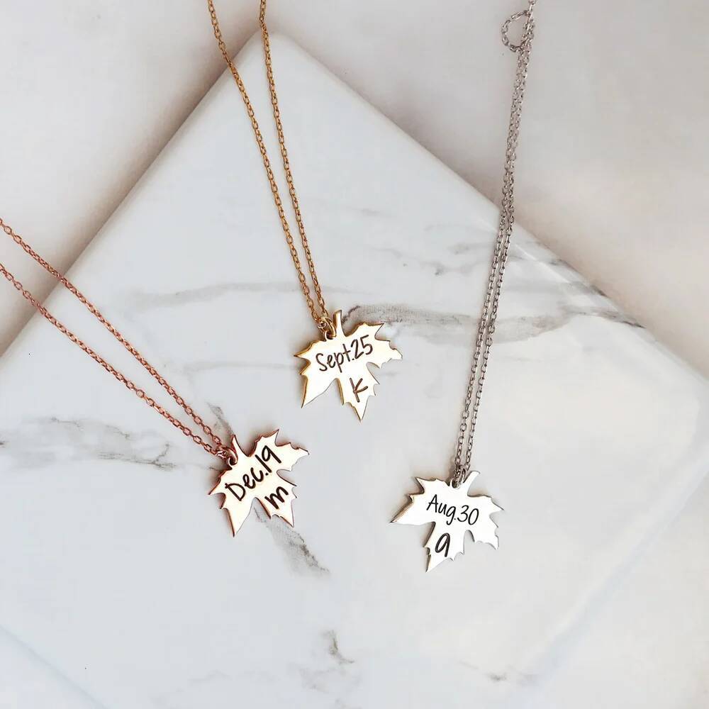 Personalized Carving Name Maple Leaf Necklace For Women Stainless Steel Sycamore Leaves Pendant Minimalist Elegant Jewelry Gift