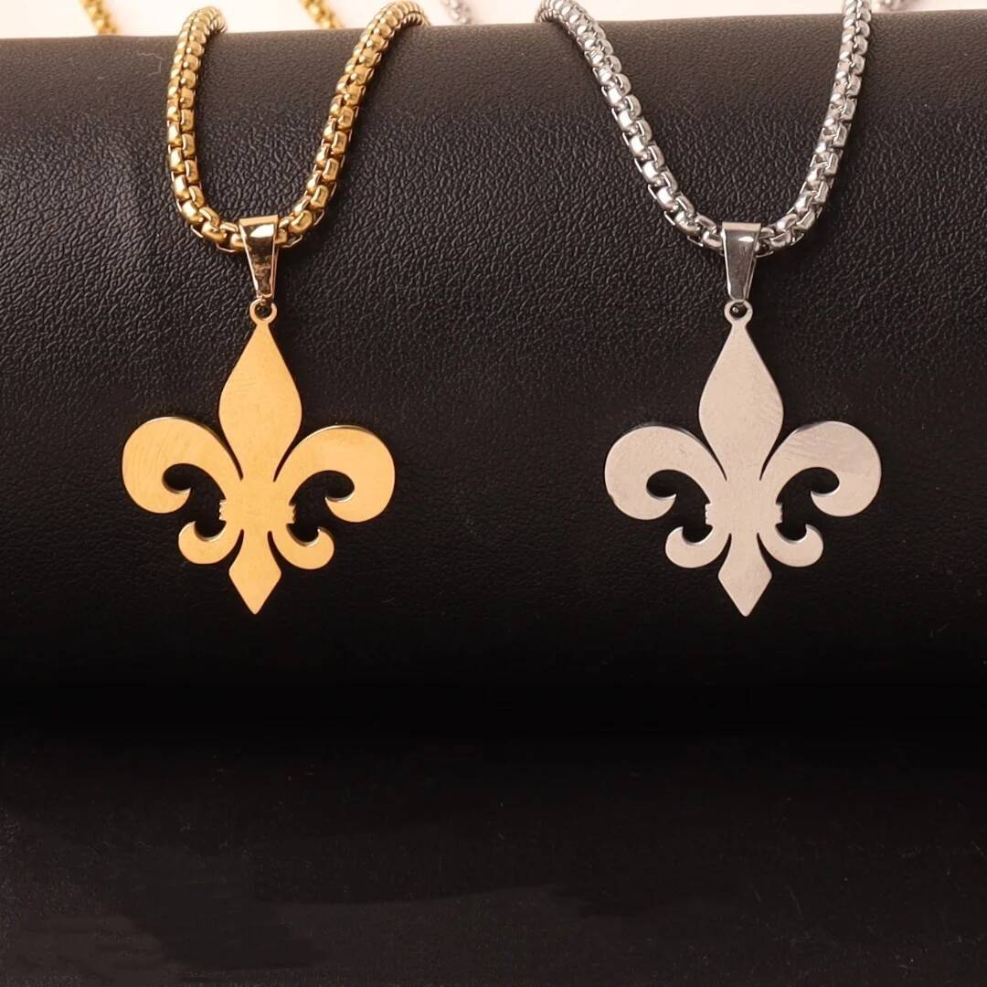 Stainless Steel Fleur De Lis Pendant Flower Lily Saint Nicholas Lotus Catholic French Royalty Necklace Women Jewelry