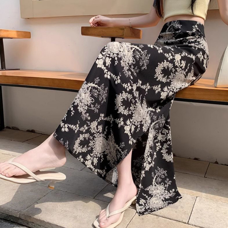 2025 Summer Side Flower Chiffon Midi fashion Skirt Women's New French Multi functional Tight Mermaid Long Skirt New Designer