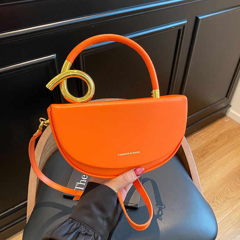 Fashion Trend Saddle Handbag High-end Texture Underarm Versatile Casual Commuting Work Crossbody Shoulder Bag for Women ddmymoon