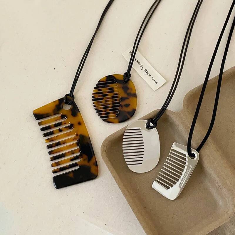 Korean Niche Leopard Print Vinegar Comb Pendant, Black Rope Necklace Women Design Sweater Chain for Girl Party Gifts Jewelry for Women