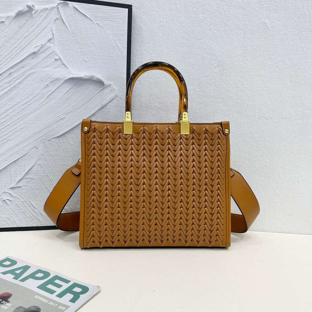 Woven Bamboo Handbag 2024 New French Light Luxury High-Quality Celebrity Same Style Large Capacity Shoulder Bag