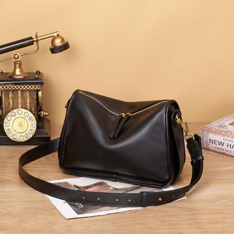 DHessentials 2025 Korean Style Leather Shoulder Bag - Spacious Crossbody Purse for Women, Genuine Cowhide Underarm Bag (450g)