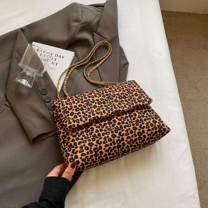 Trendy Niche Leopard Print for Women 2025 Designer New Fashionable Shoulder Underarm Bag Handbag