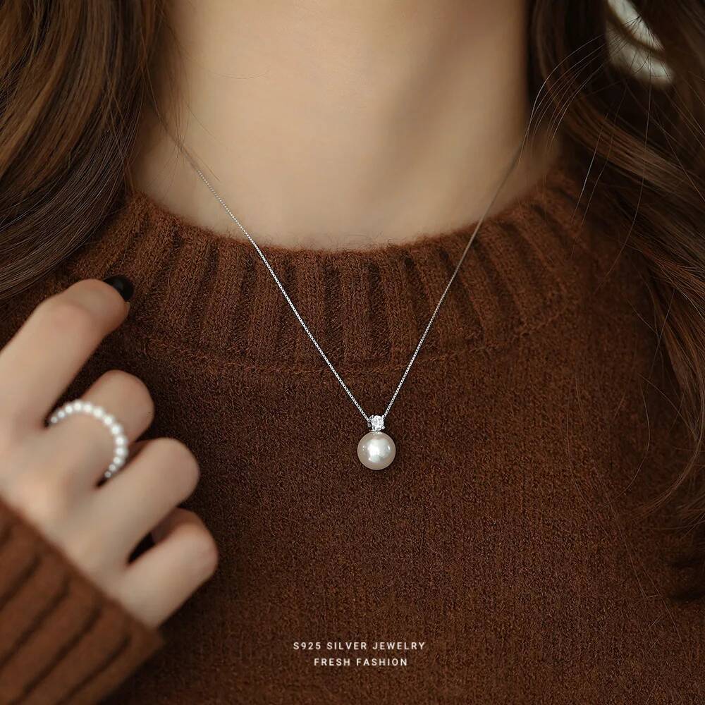 Classic Versatile High-quality Glass Pearl Pendant for Women Sterling Sier Zircon Necklace Gift