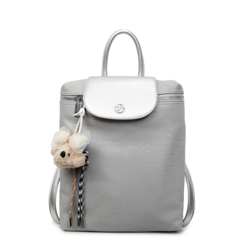 2025 Summer New Fashion Versatile Solid Color Backpack Street Trend Light Luxury Cute Women Large Capacity Commuter Bag ddmymoon
