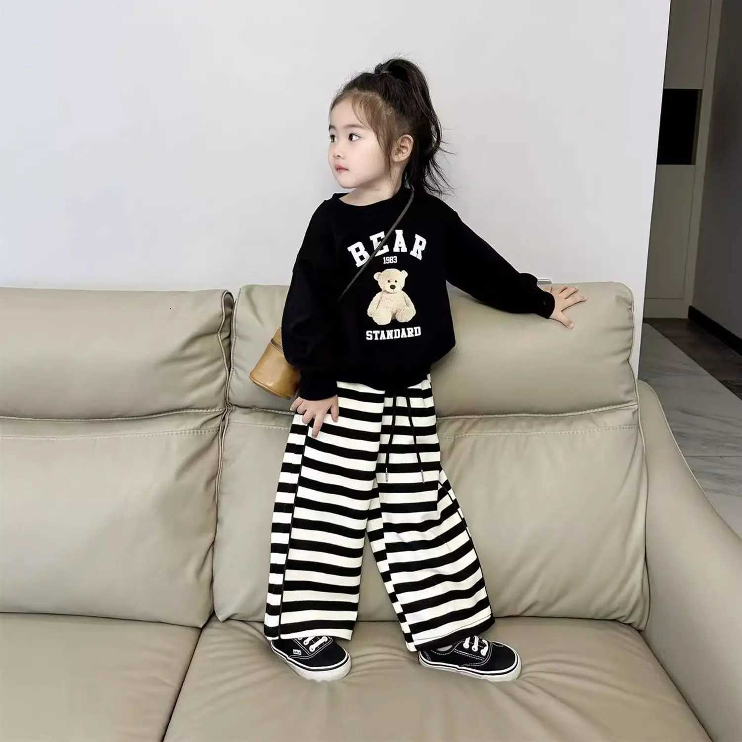 Korean Children Girls Sweatshirt Outfits Autumn Bear Tops+striped Wide Leg Pants 2PCS Clothes Set Casual Kids Girl Suits Z250811