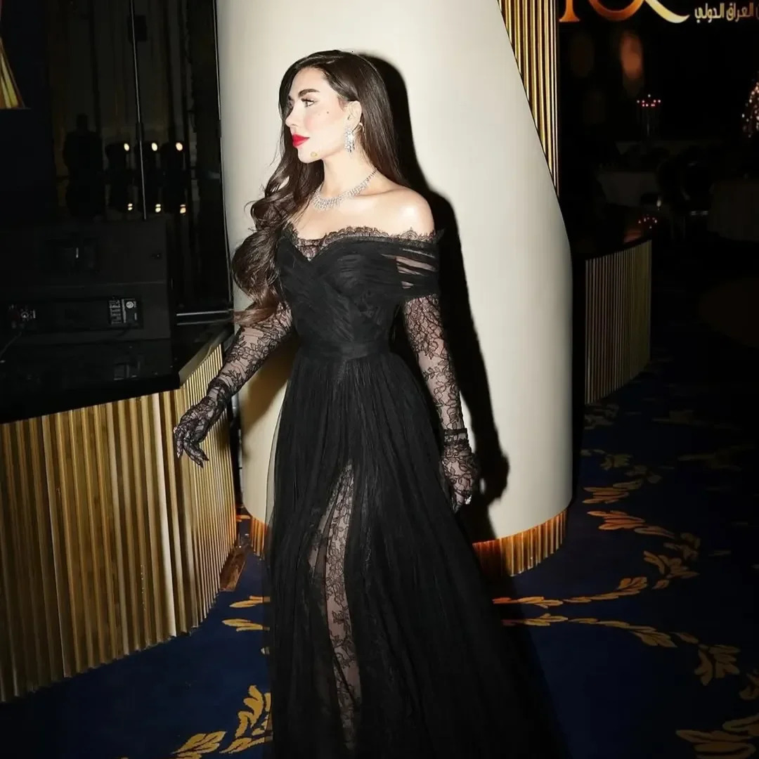 Giyu Elegant Black Lace Party Gown Long Sleeve Off Shoulder Side Slit Saudi Arabic Prom Dresses Customized Evening 250811