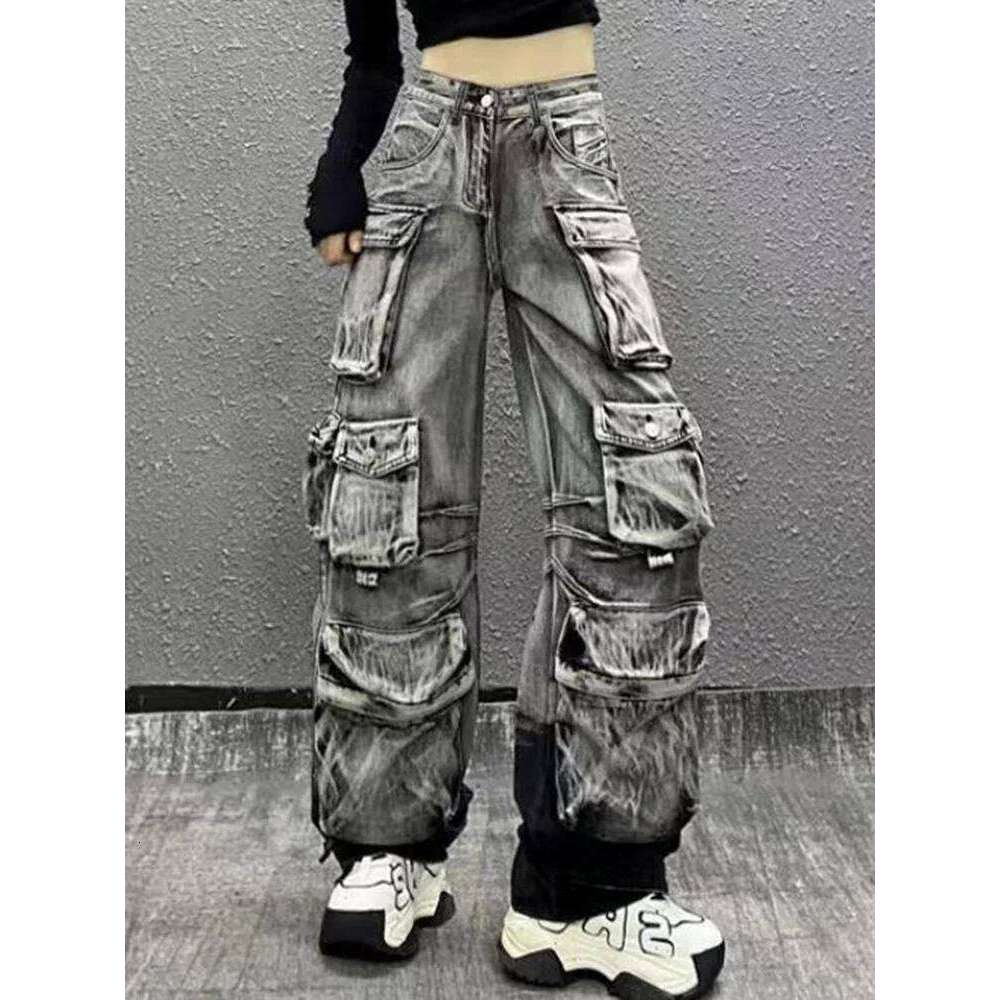 Vintage Fashion Women's Gradient Multi Pockets Jeans 2024 Winter New High Waist Buttons Cargo Denim Pants Female