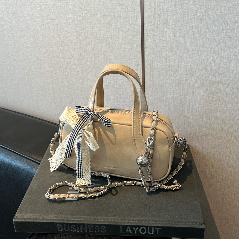 High-end for Women Spring/Summer 2025 New Fashion Crossbody Casual Handbag Boston Bowling Bag ddmymoon