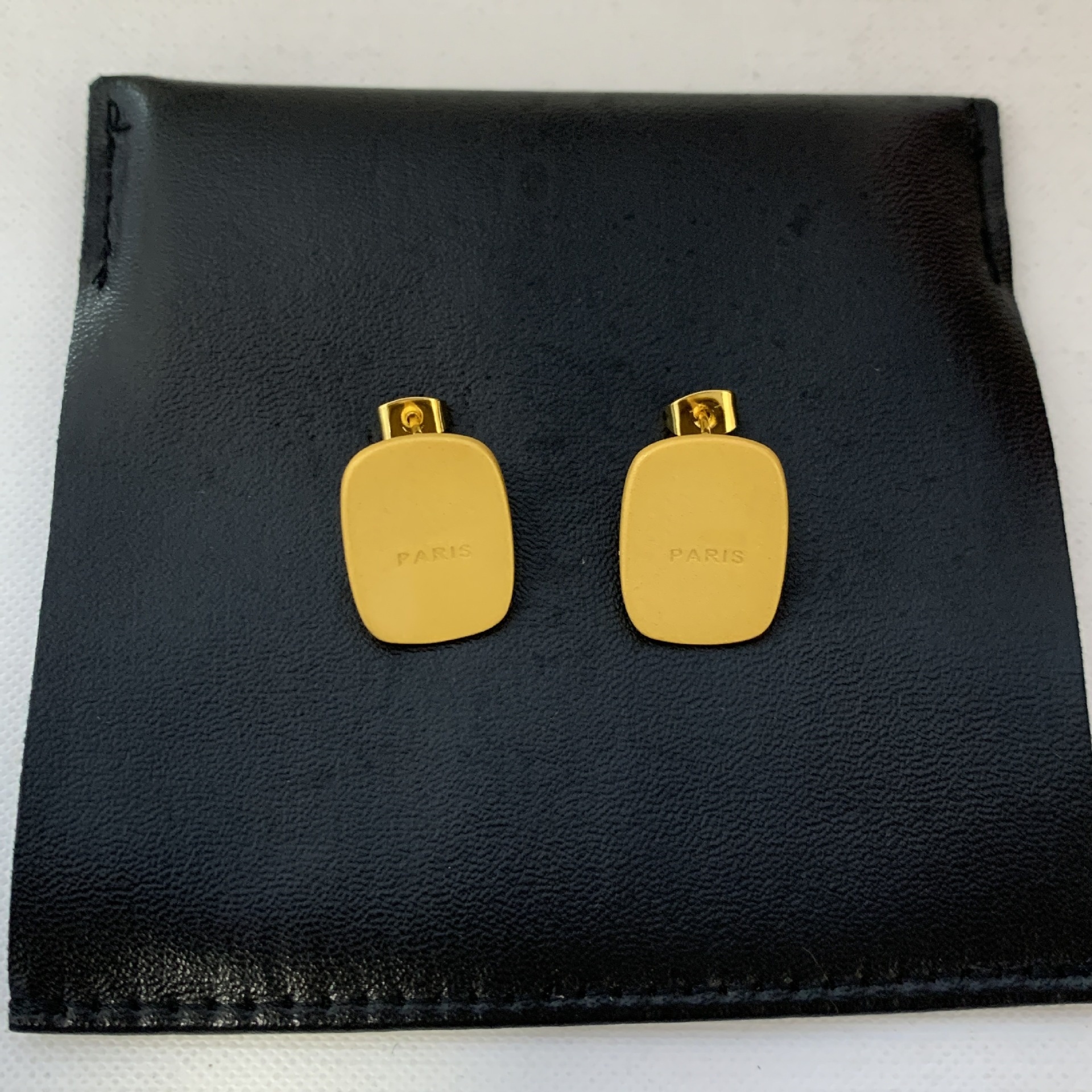 Designer Studs Gold Earrings Classic Earrings Personalized Stud Women's Metal Earrings With Box