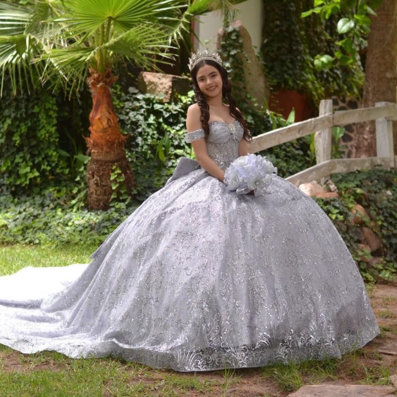 Gray Shiny Quinceanera Dresses Off The Shoulder Sequin Applique Lace Beads Bow Tull Party Birthday Ball Gown Vestidos De 15 Anos Sweet 16 Dress