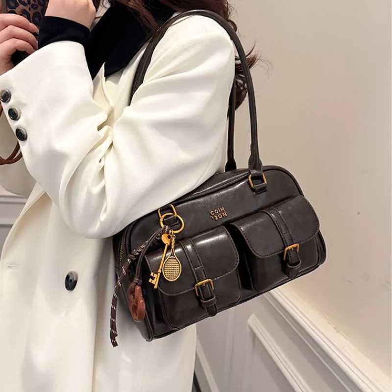 Vintage Womens Coffee Pu Leather Shoulder Bag Solid Color Simple Ladies Tote Bag 2 Pocket Chic Fashion Commuter Underarm Bag Z250811
