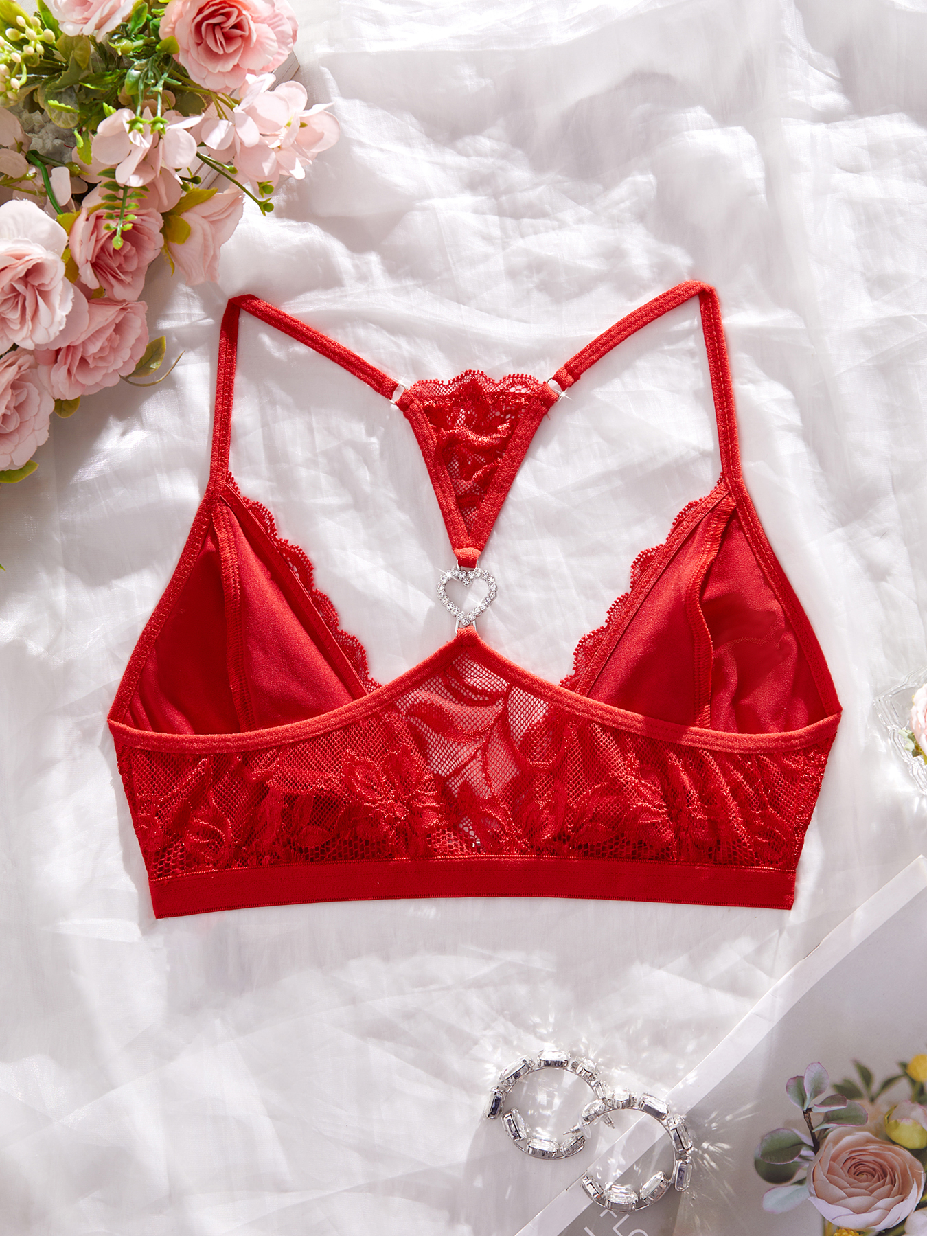 Sexy Red Lingerie Bralette Heart Charm Open Back Design Comfortable Lace Bra for Special Occasions Women s Sexy Lingerie