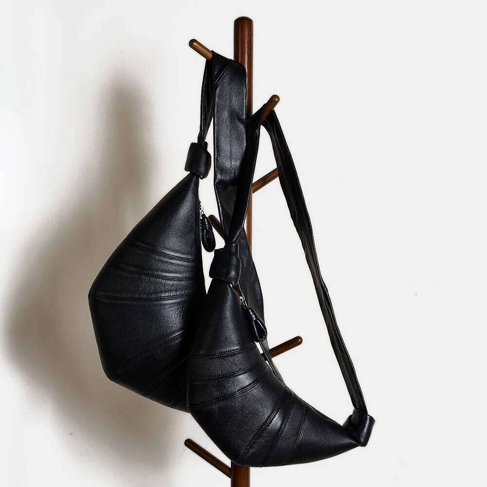 Top Layer Lambskin Slanted Croissant Leather One-shoulder Diagonal Dumpling Bag Women Party Bags Woman