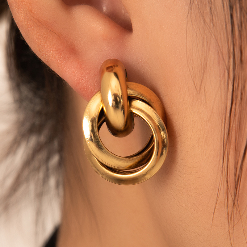 Fashionable gifts, wedding fashion accessories, round openwork geometric irregular round earrings