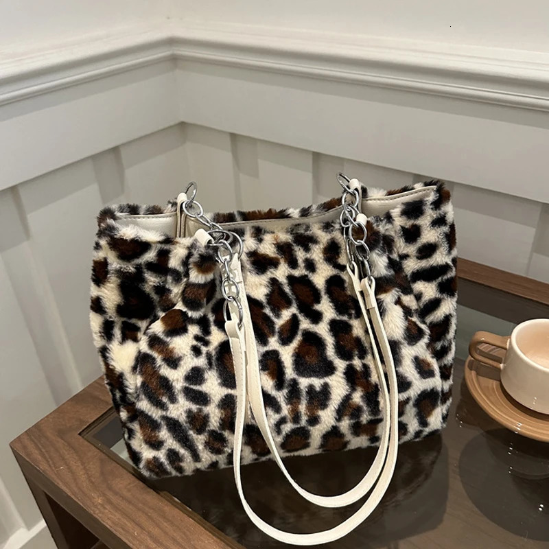 Leopard Print Fur Bags Women Fashion Portable Faux Handbags Winter Soft Warm Bag Girls Fluffy Large Capacity Tote Purse 250811