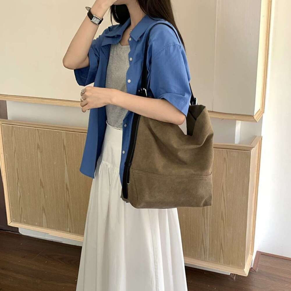 New Korean Style Large Capacity Canvas Tote Casual Commuting Versatile Single Shoulder Niche Genuine Leather Women's Bag designer bag B5