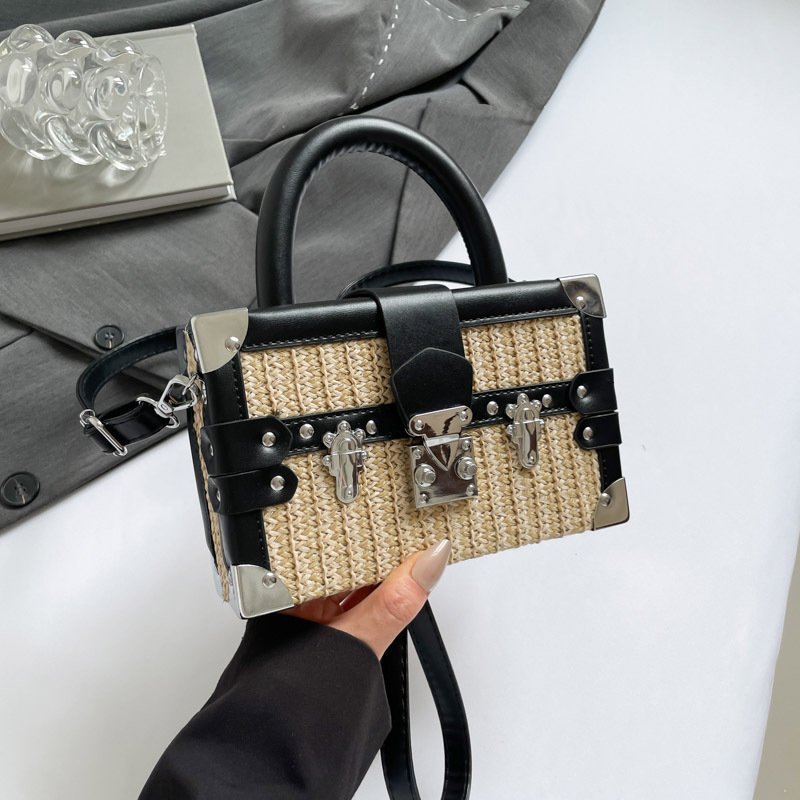 Fashion Box for Women 2025 New Stylish Versatile Patchwork Shoulder Textured Trendy Personality Crossbody Bag ddmymoon