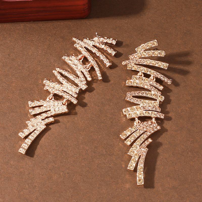 Fashionable Banquet Dress with Geometric Creative Irregular Tassel Long Alloy Inlaid Diamond Earrings