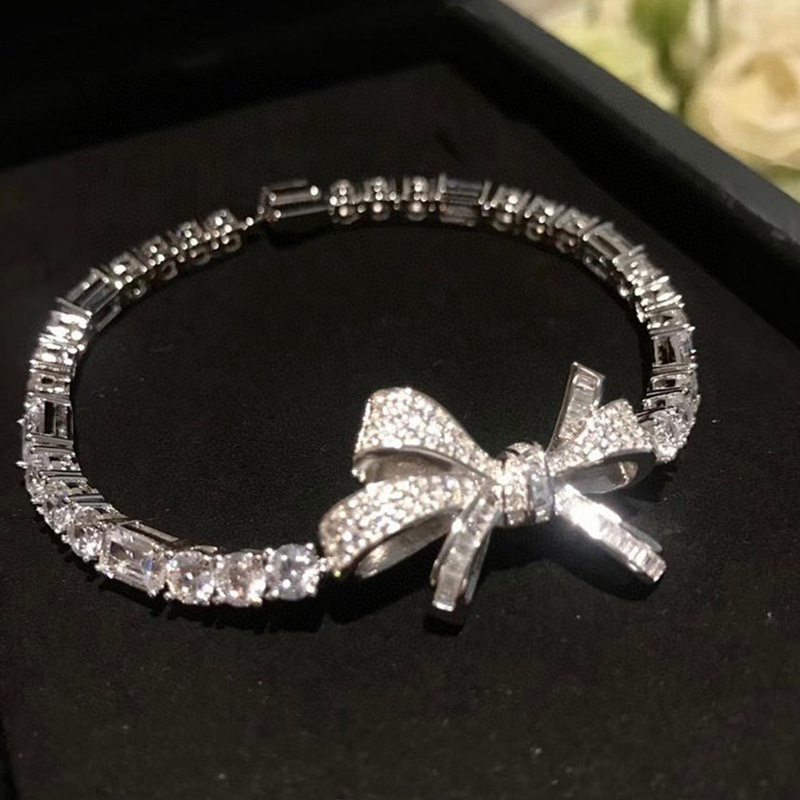 Elegant High-End Zircon Bowknot ing Bracelet 2025 New Trend Ins Light Women's Jewelry