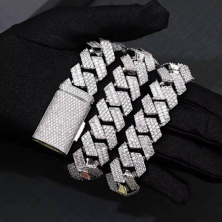 Luxury Jewelry 18K Gold Plated 925 Solid Silver Baguette and Round Moissanite Diamond Cuban Link Chain with GRA Certificate