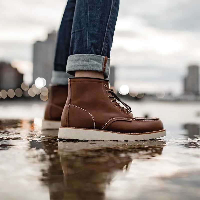 Maden Vintage Brown Split Leather Motorcycle Boots Men Work Fall and Winter High Top Lace-Up Round Toe Boots Outdoor Ankle Shoes W250811