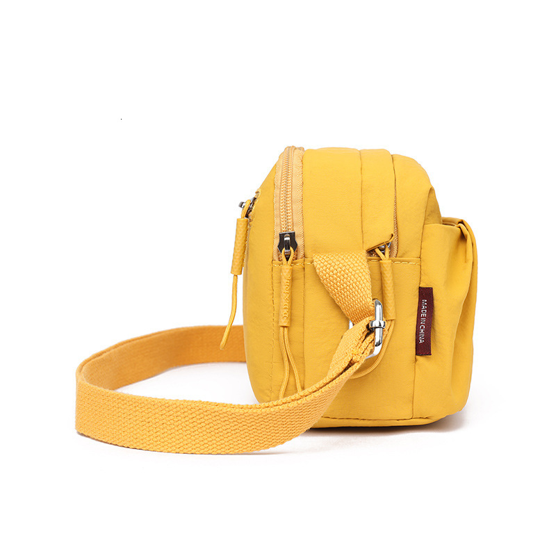 Lightweight Water-Resistant Nylon Casual Crossbody for Women 2025 New Simple Double-Layer Large Capacity Shoulder Bag ddmymoon