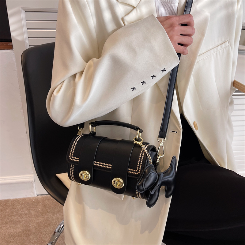Autumn New Women s Shoulder Bag Fashion Color blocked New Handbag Fashion Simple Autumn New Designer Bag Versatile Commuter Bag Women s Crossbody Bag