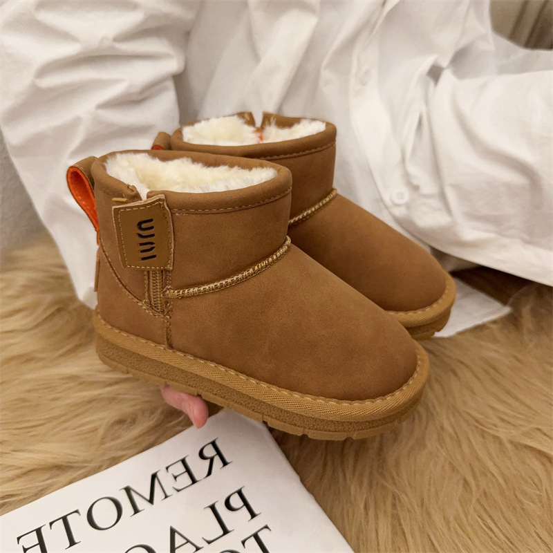 Free shipping designer Boots Winter childrens casual short boots fashionable students thick snow boots childrens shoes