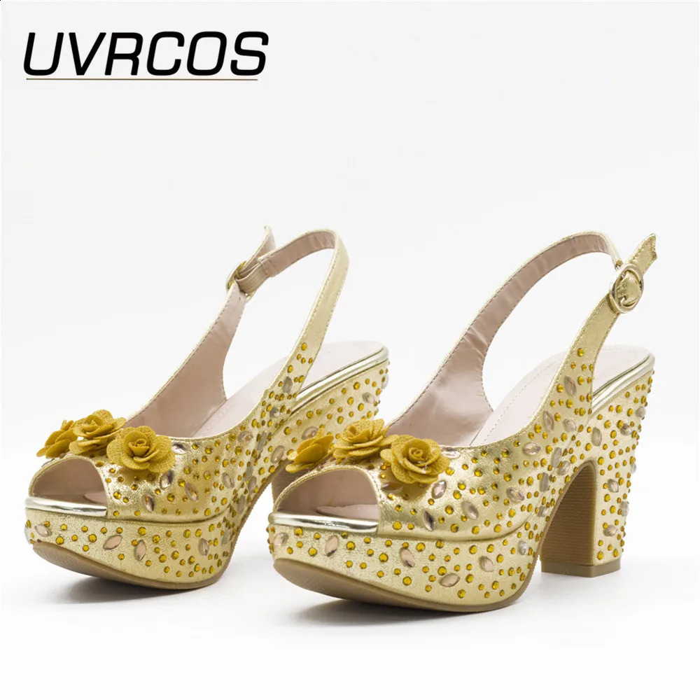 Latest Red Color Shoes for Women Sandals Fashion Women Clear Rhinestone Heels High Heels Sexy Ladies Dress Shoes 250805