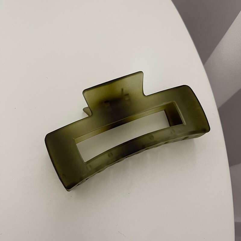 Korean Version New Green Series Matte Simple Versatile Gentle Claw Hair Styling Tool Clip for Going Out and Bathing