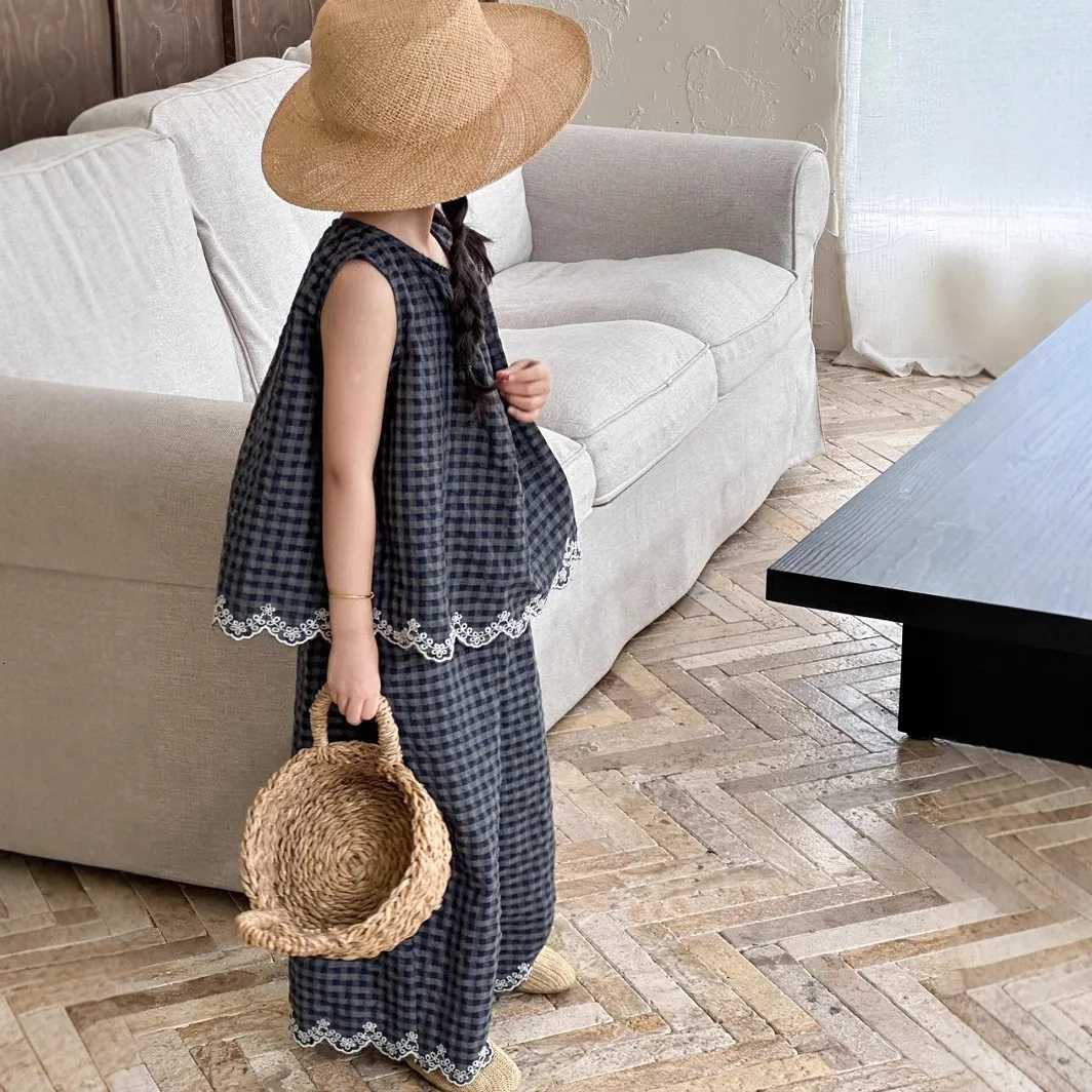 Girls Summer Outfit New Kids Temperament Plaid Lace Vest+Wide Leg Pants Two-piece Set Trendy Childrens Clothing Sets Z250811