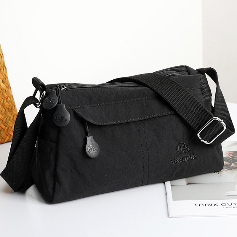 Multi-compartment Large Capacity Single Shoulder Crossbody for Women, New Outdoor Travel Waterproof Ultra-light Nylon Bag ddmymoon