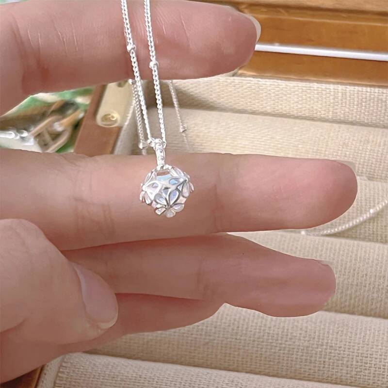 Popular sterling sier moonstone hollow necklace for women exquisite blue round pendant collarbone chain fashionable jewelr