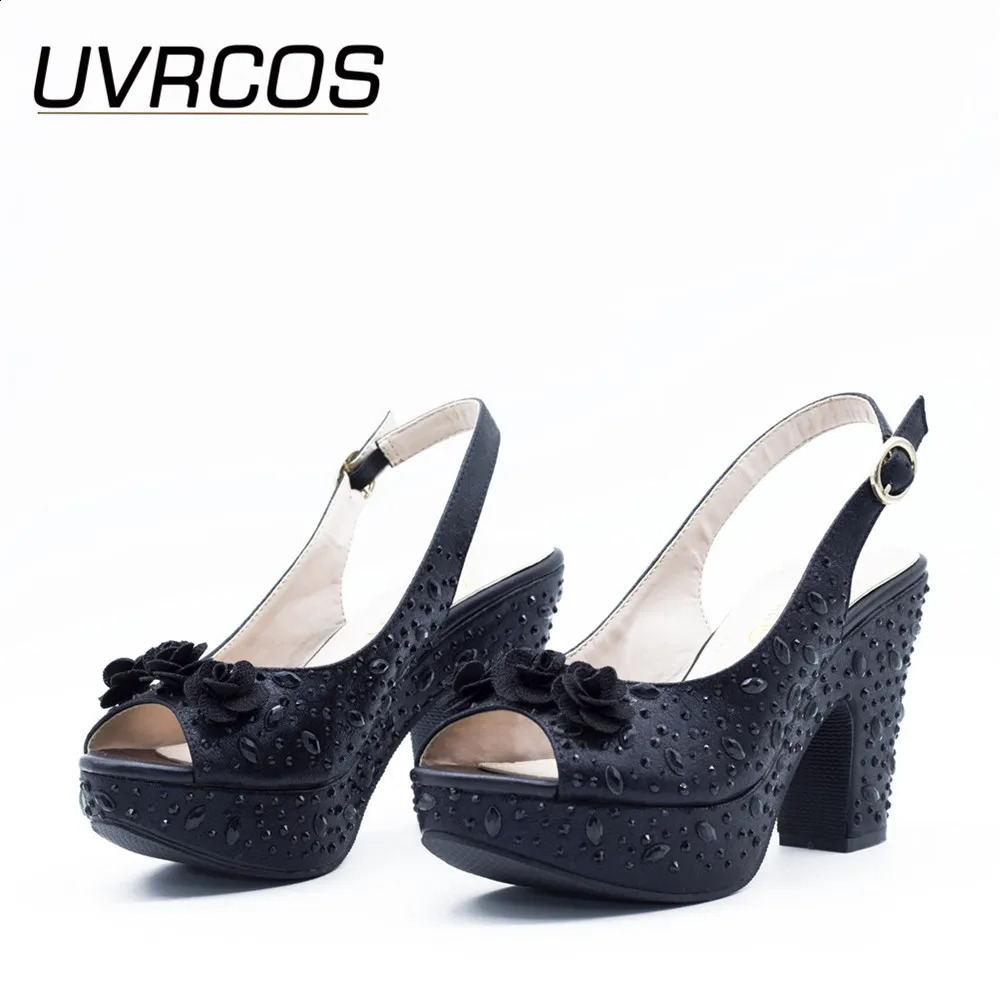 Latest Red Color Shoes for Women Sandals Fashion Women Clear Rhinestone Heels High Heels Sexy Ladies Dress Shoes 250805