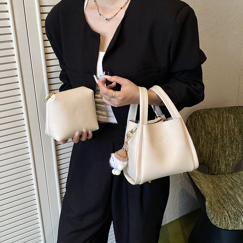 Lychee Pattern Basket for Women 2025 New High-End Niche Handbag Single Shoulder Crossbody Bag ddmymoon
