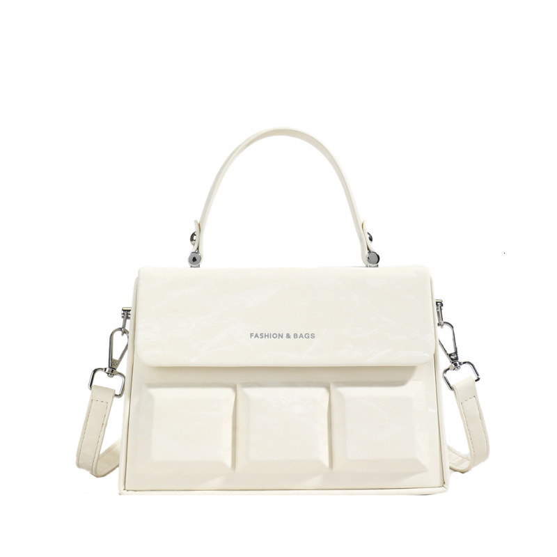 Niche Design Box for Women 2025 New High-End Feel Embossed Handbag Simple Single Shoulder Crossbody Small Square Bag ddmymoon