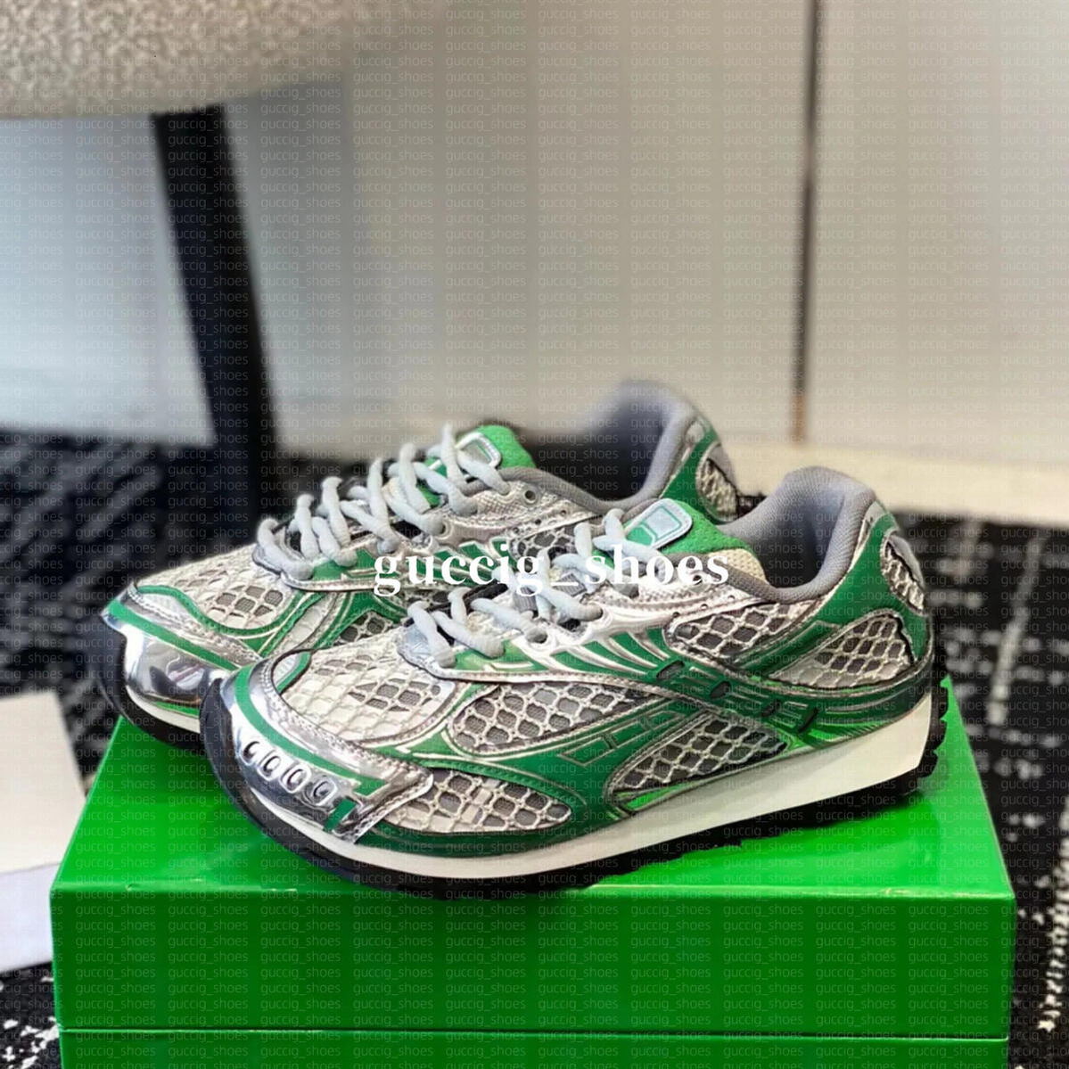 Designer Sneaker Orbit Shoes Men Women Sneakers Sports Breathable Leather Mesh Matching Lace Up Casual Thick Soled Mixed Color Running Shoes Eur 35-48 8b