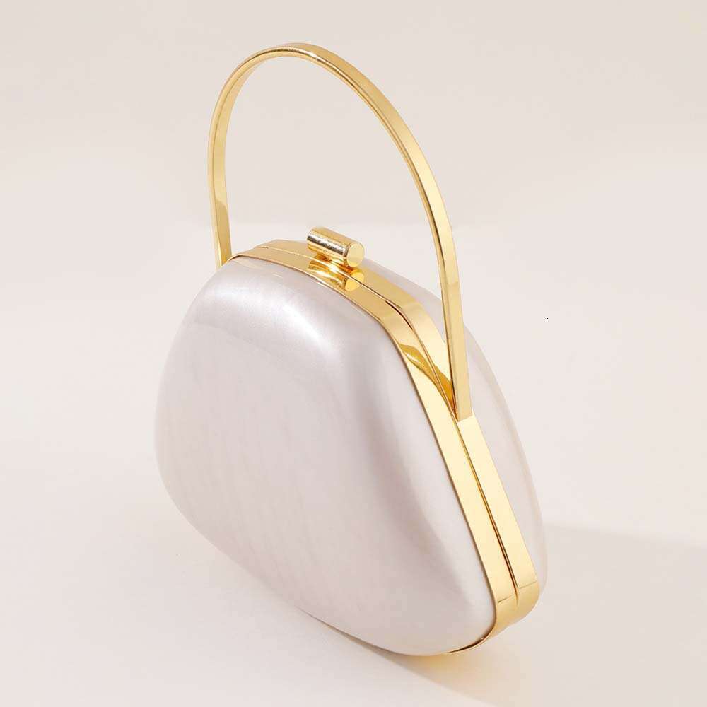 New Transparent for Women Fashion Trend Handheld Acrylic Hardware Clip Simple Evening Bag Clutch