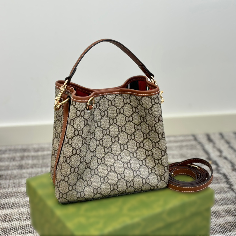 Tote bag Designer Bag Shoulder Bag Emblem Classic Leather Bucket Bag Handbag Fashion Luxury Bag Underarm Bag Beach Bag Large Capacity Shopping Bag crossbody bag 2025