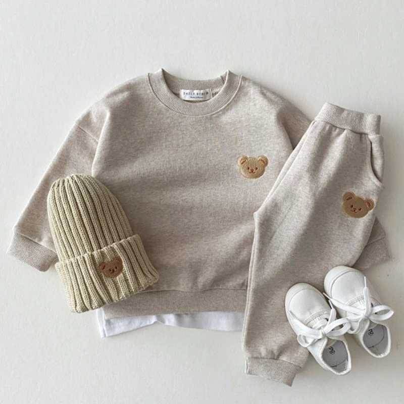 11161 Korean Style Children Toddler Fashionable Bear Round Neck Sweatshirt Sports Pants Casual Outfit Set for Infants Z250811